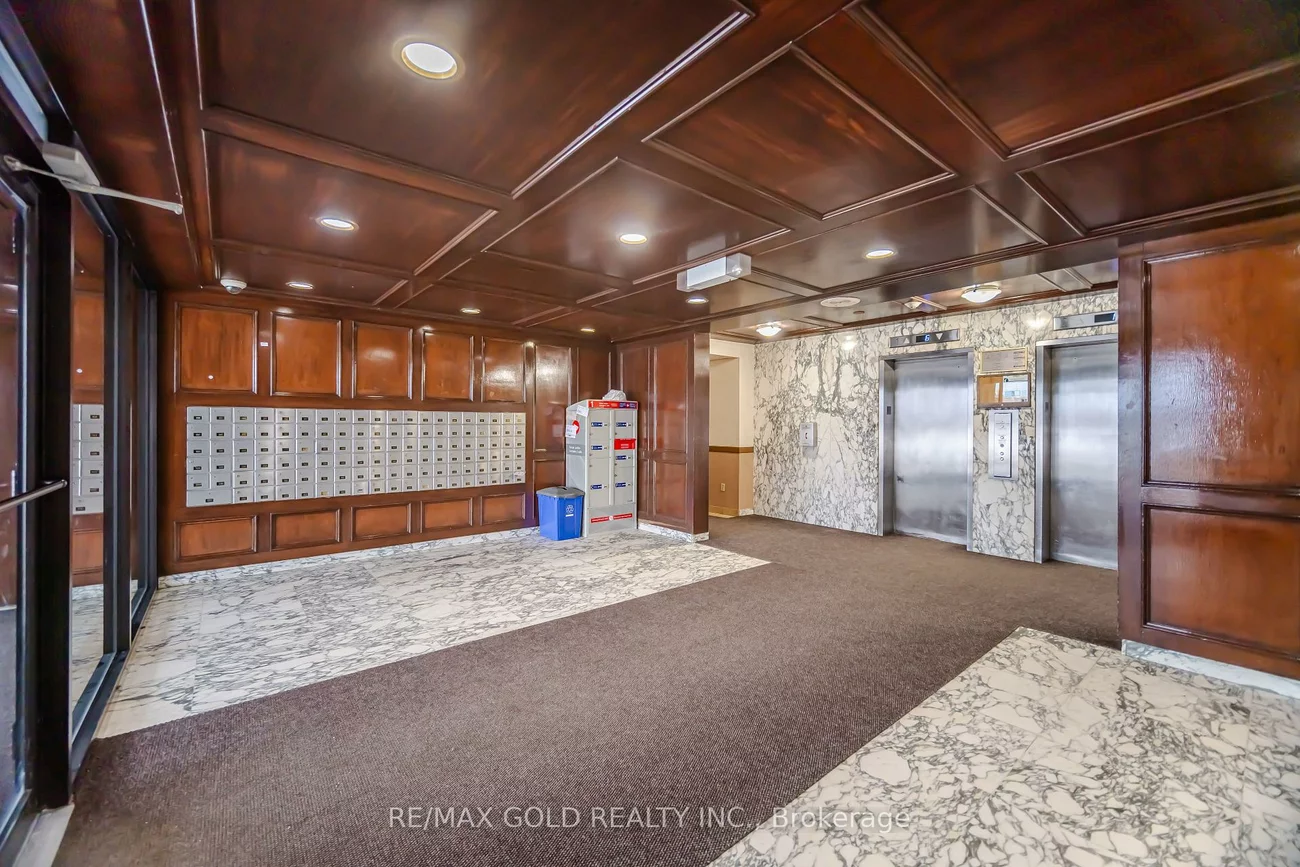 3533, Derry, Malton, Mississauga