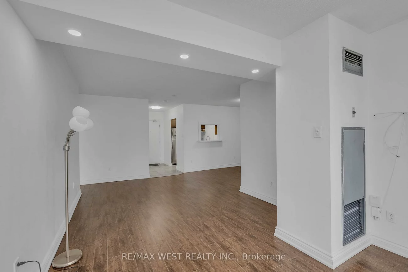 285, Enfield, City Centre, Mississauga