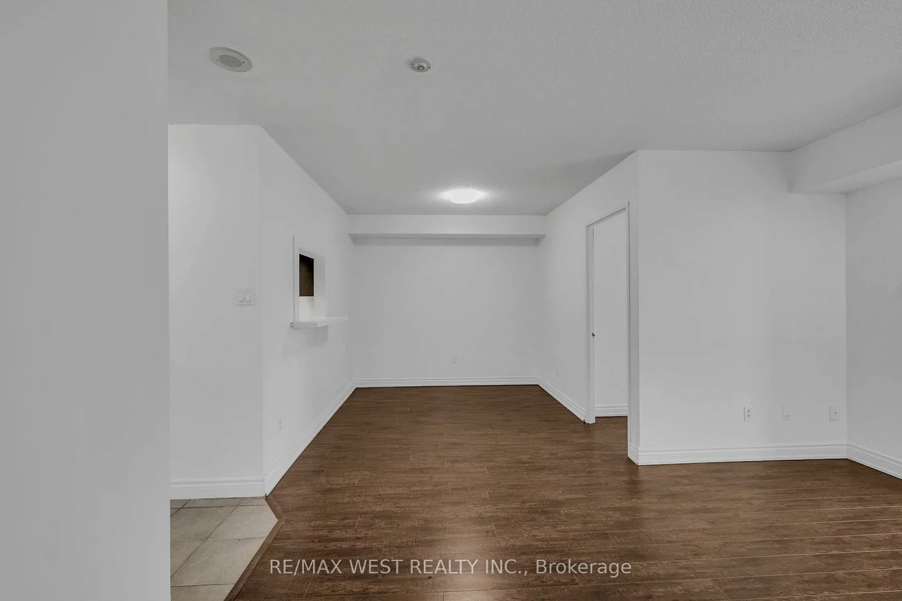 285, Enfield, City Centre, Mississauga