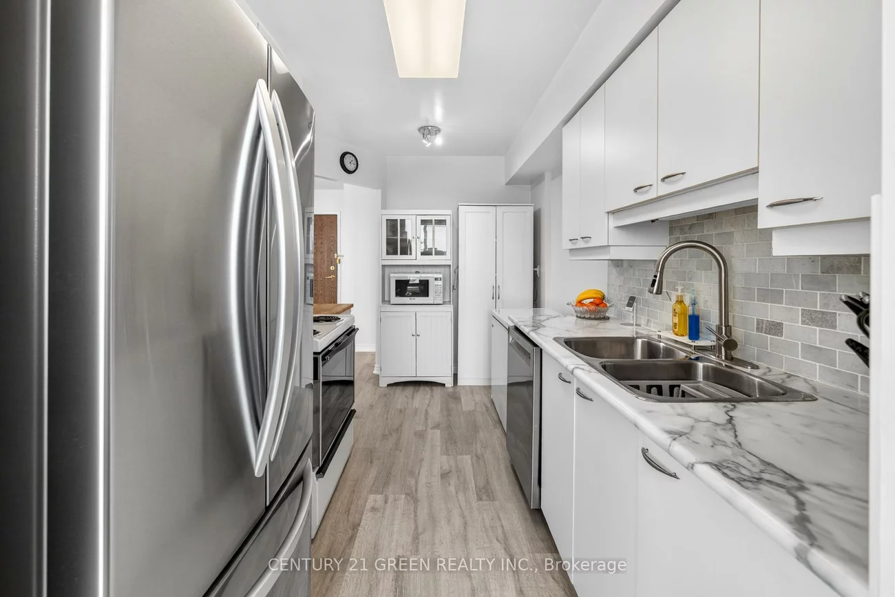 55, Elm, City Centre, Mississauga