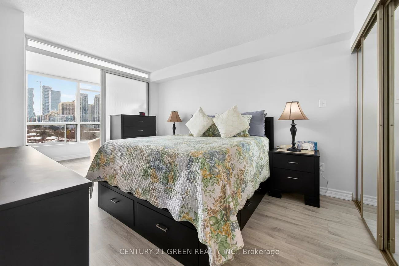 55, Elm, City Centre, Mississauga