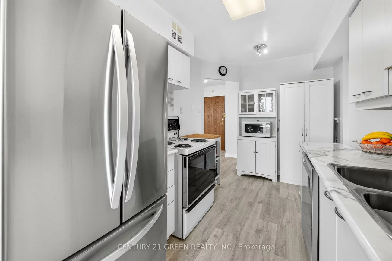 55, Elm, City Centre, Mississauga