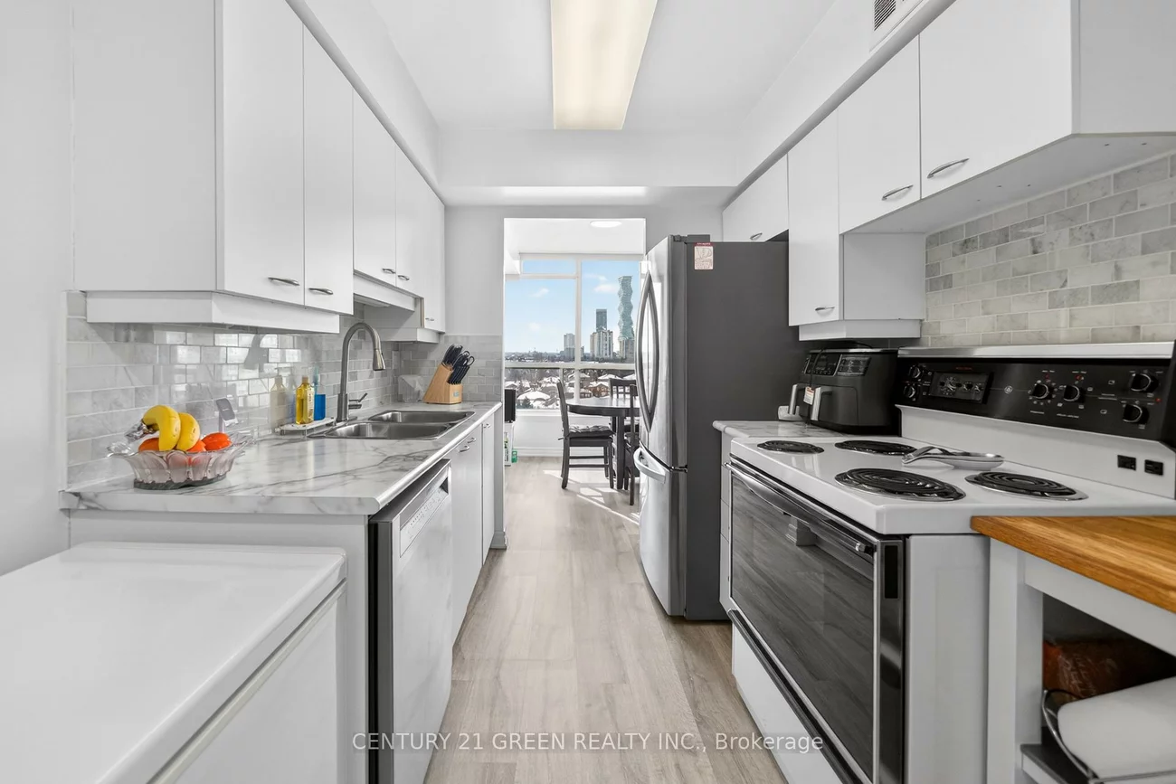 55, Elm, City Centre, Mississauga