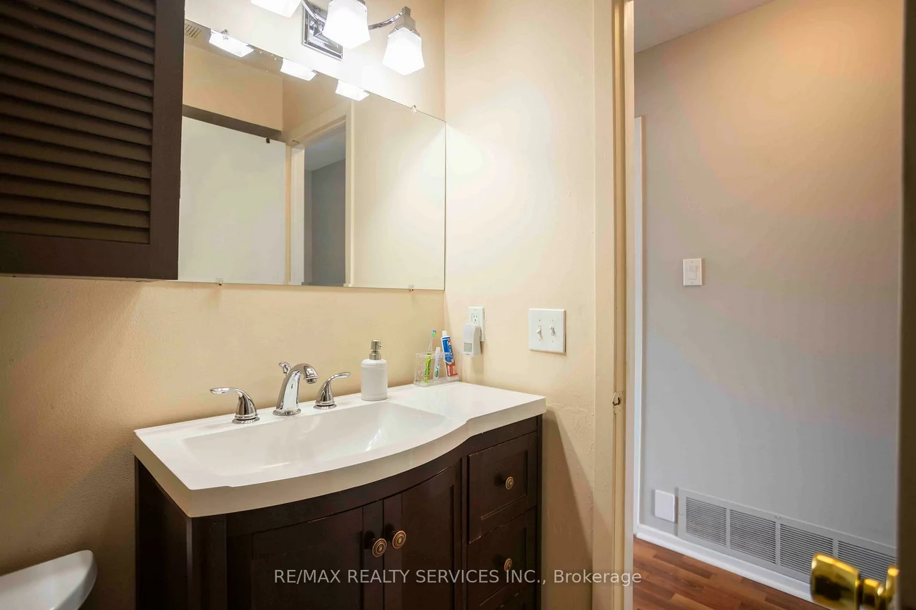 806, Stainton, Erindale, Mississauga