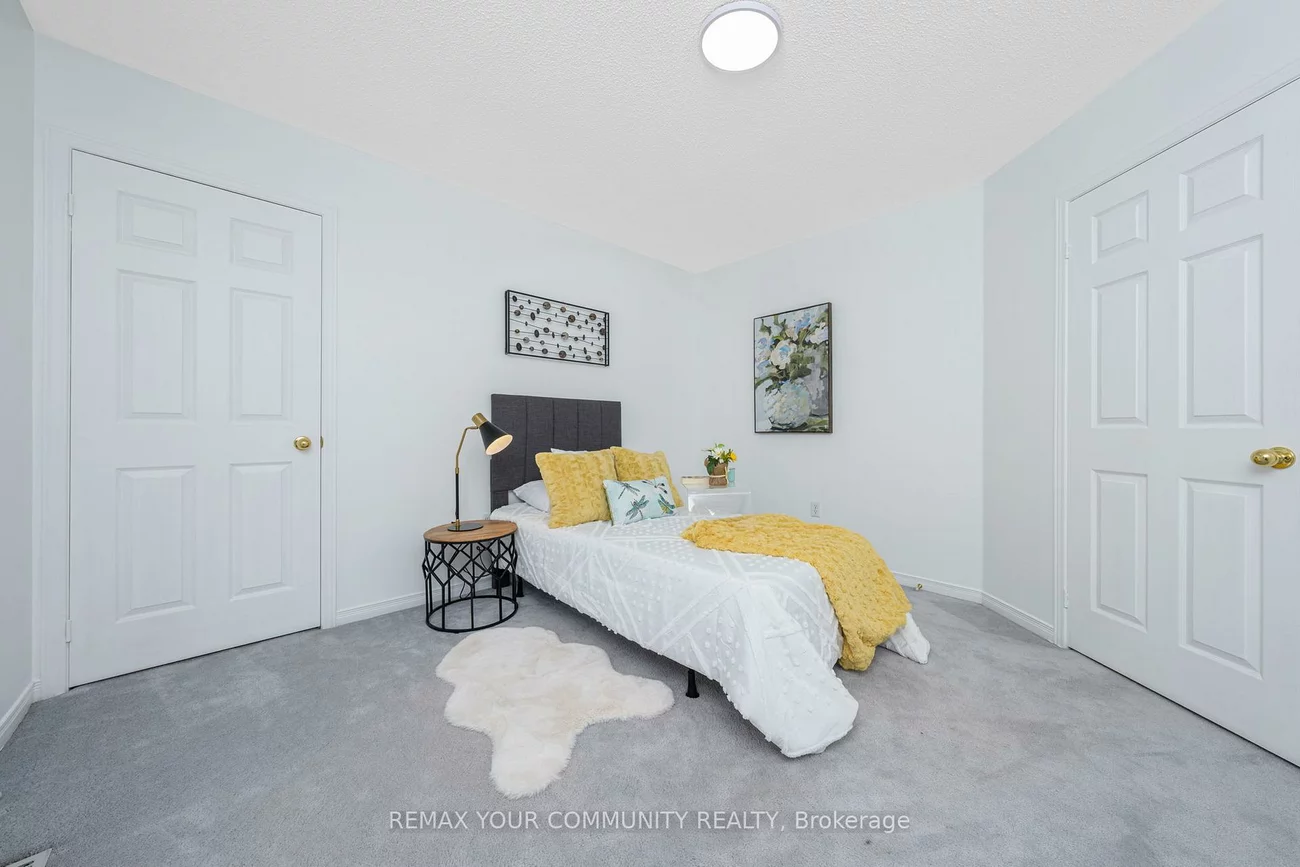 7115, Rexwood, Malton, Mississauga