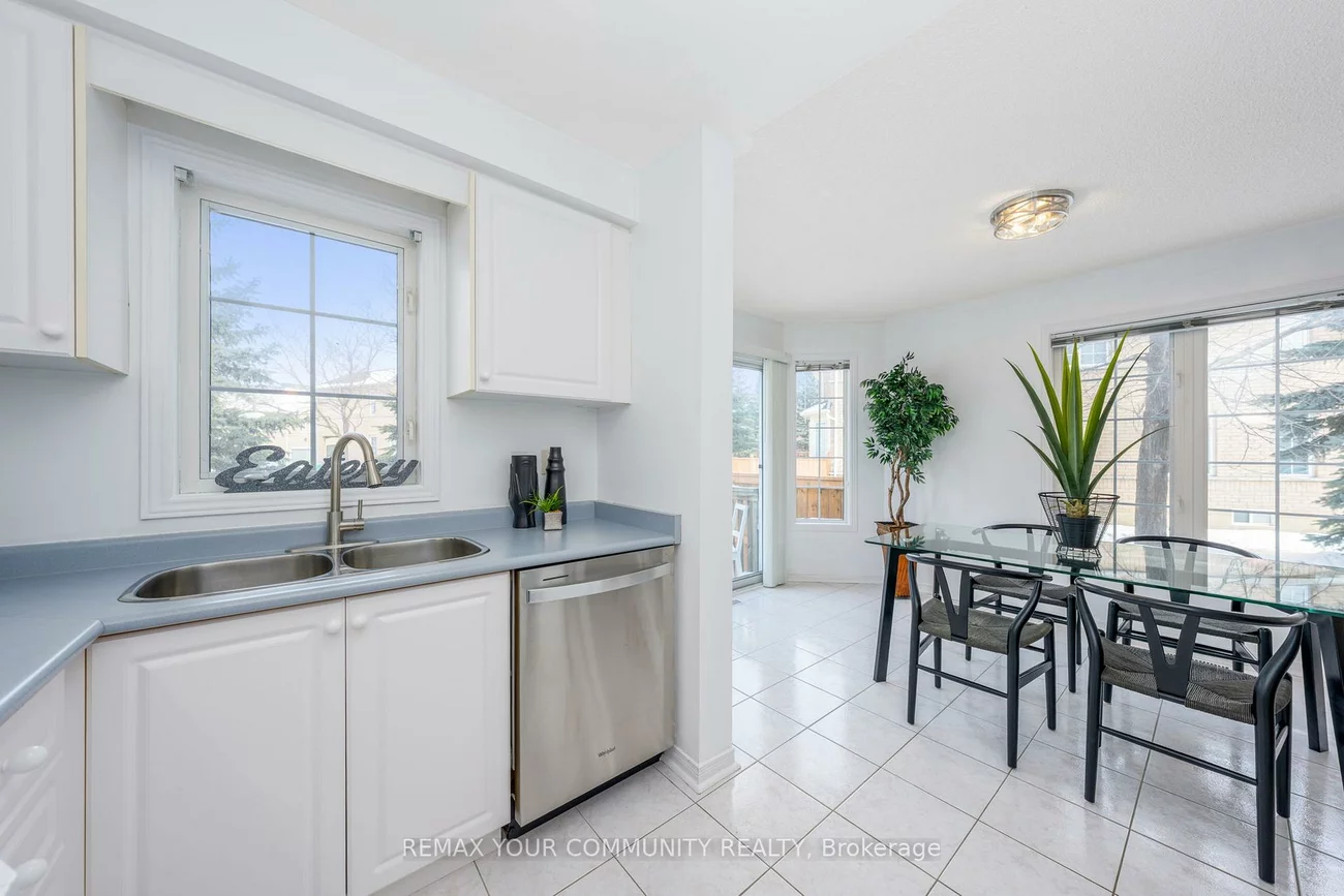 7115, Rexwood, Malton, Mississauga