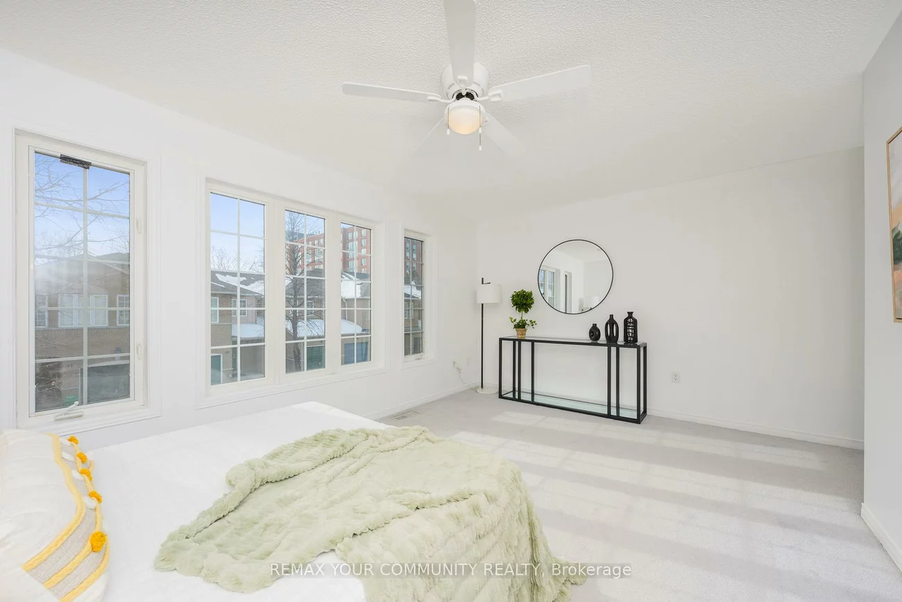 7115, Rexwood, Malton, Mississauga