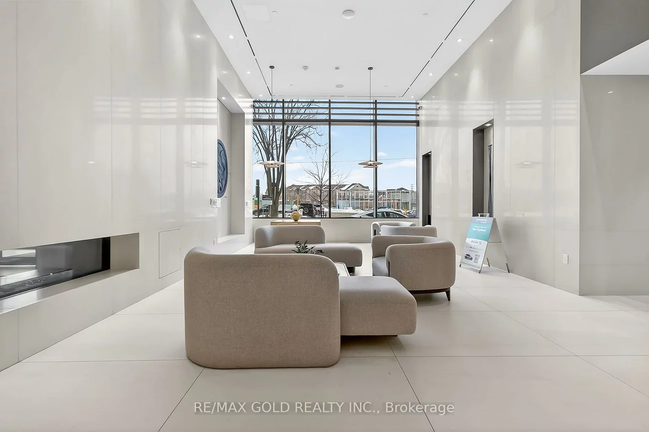 28, Ann, Port Credit, Mississauga