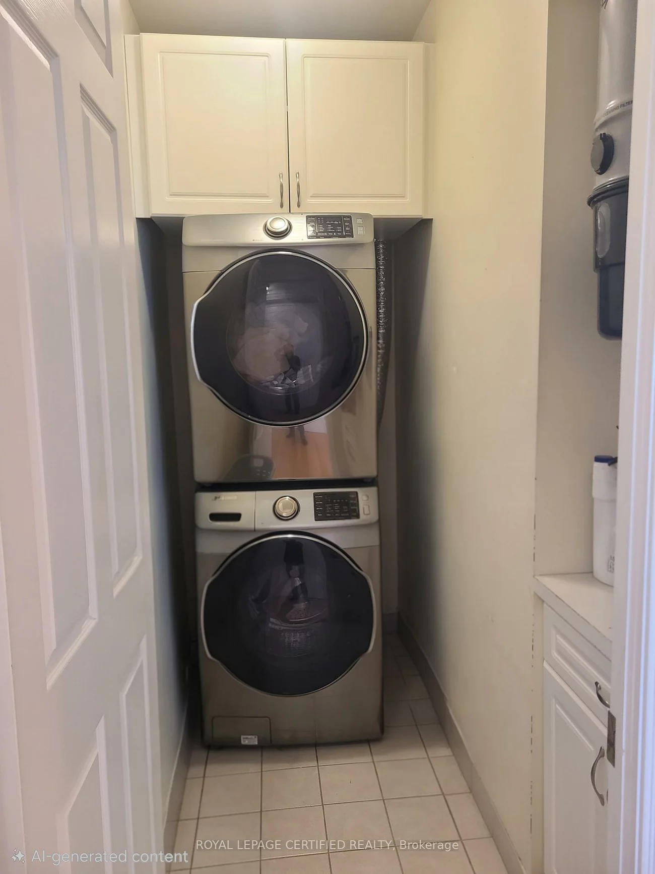 25, Kingsbridge Garden, Hurontario, Mississauga