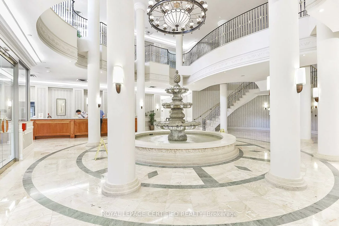 25, Kingsbridge Garden, Hurontario, Mississauga