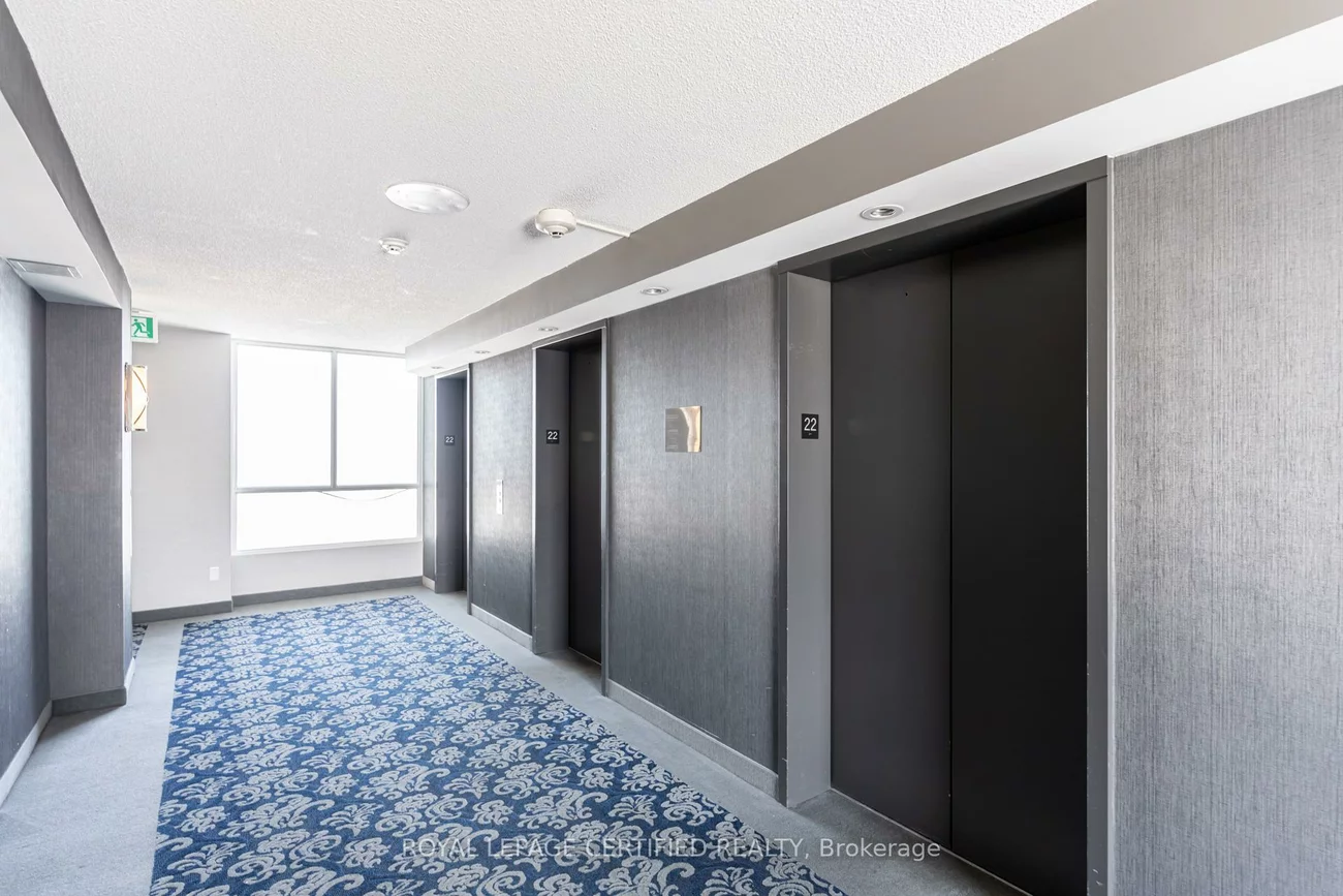 4460, Tucana, Hurontario, Mississauga