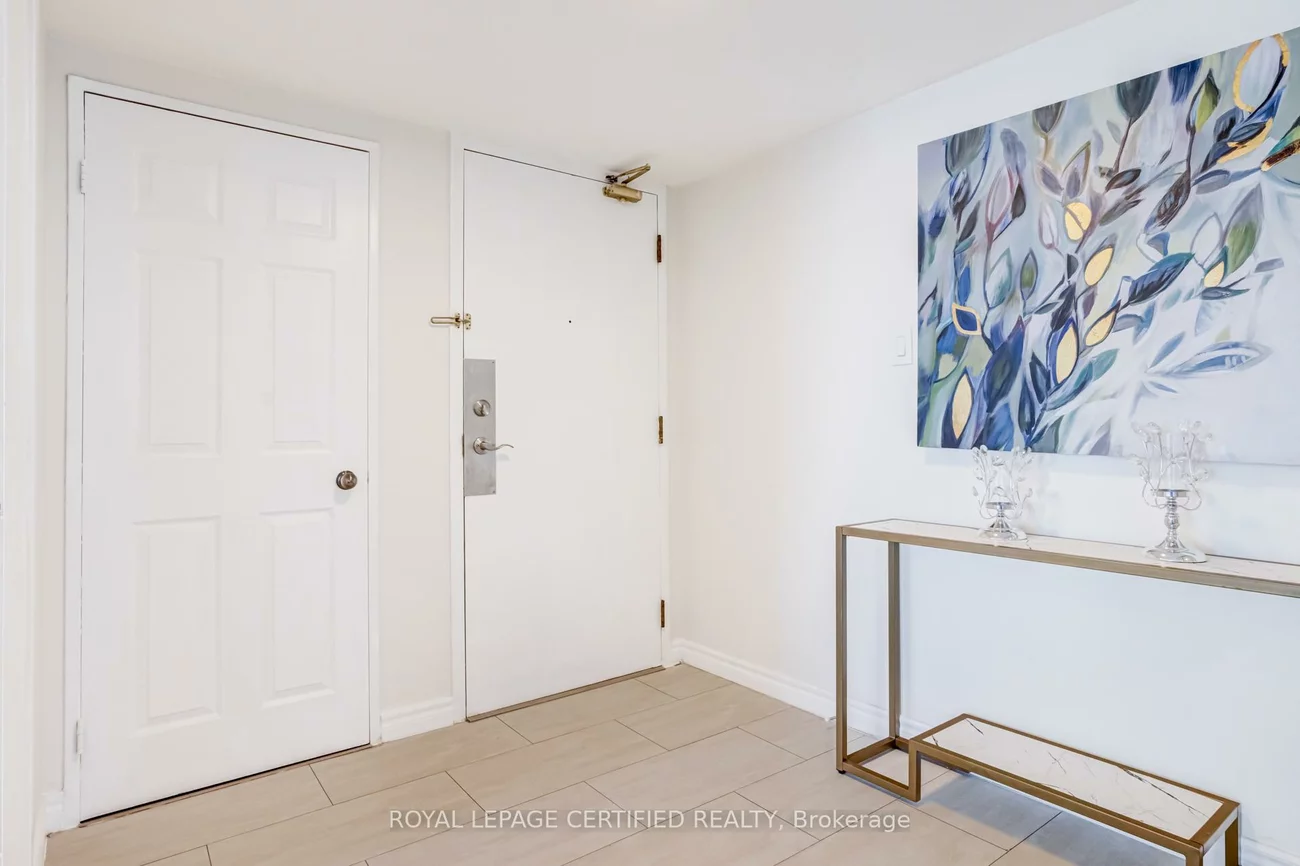 4460, Tucana, Hurontario, Mississauga