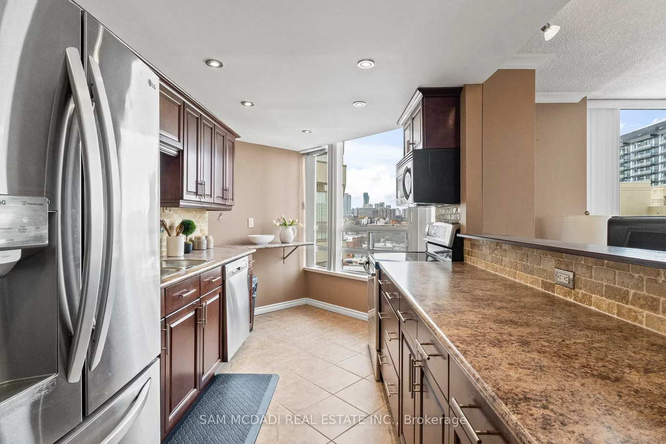 75, King, Cooksville, Mississauga