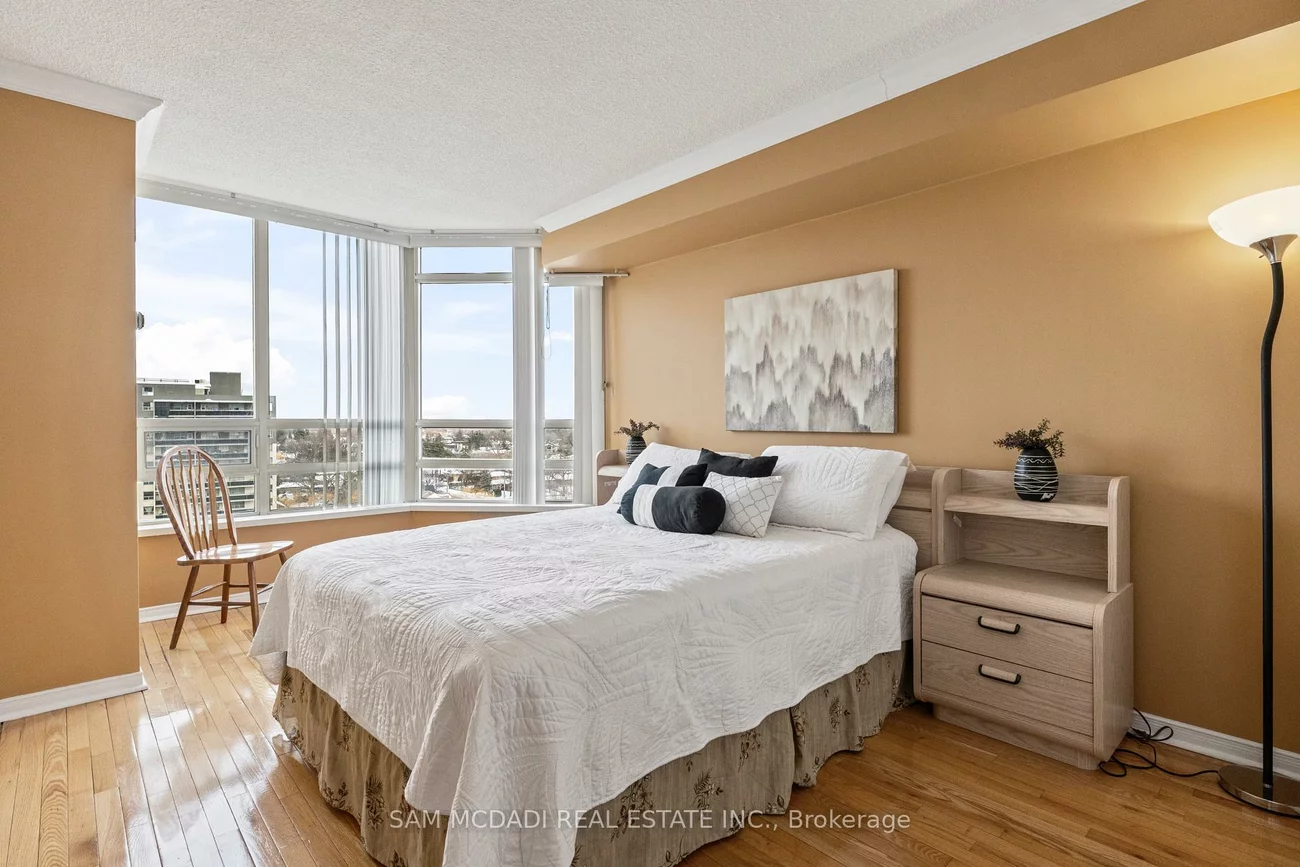 75, King, Cooksville, Mississauga