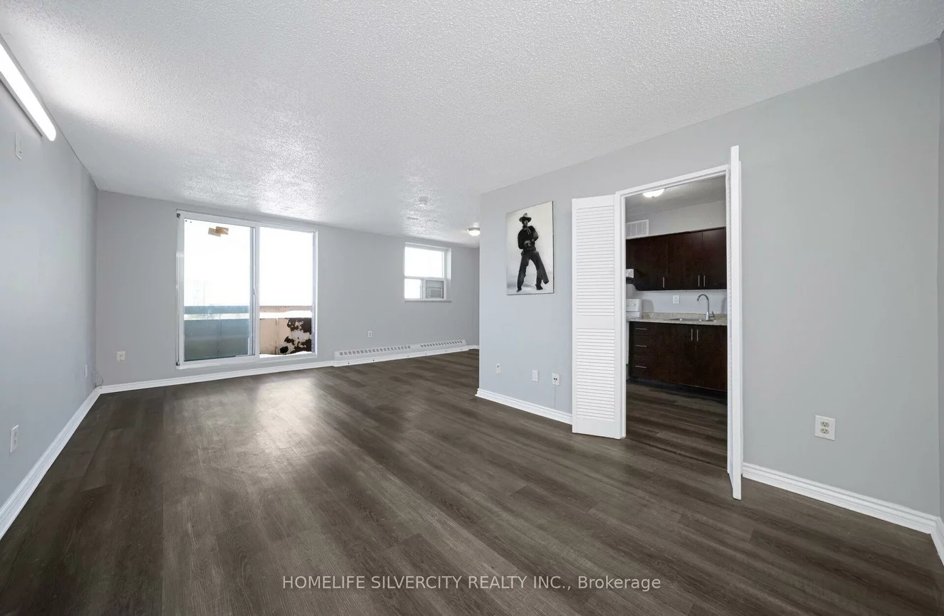 3577, Derry, Malton, Mississauga