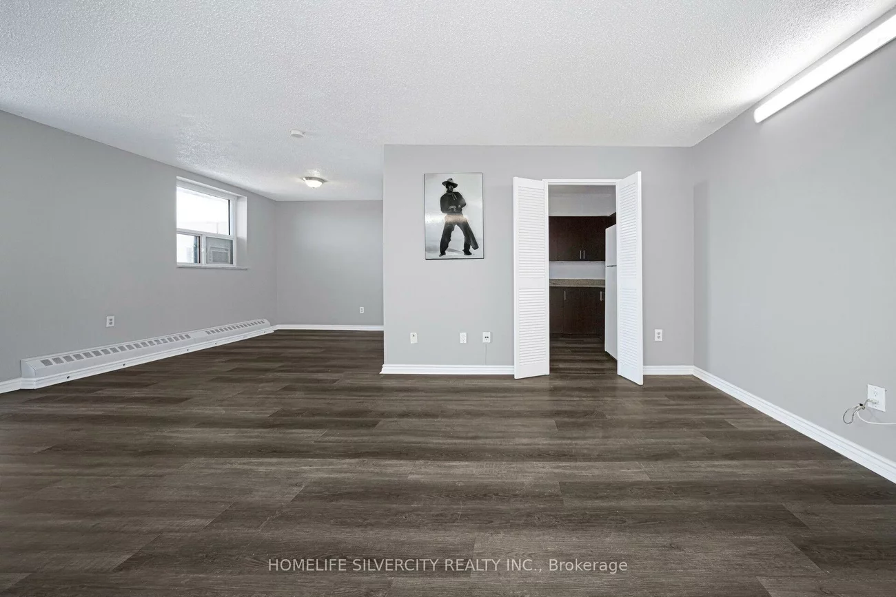 3577, Derry, Malton, Mississauga