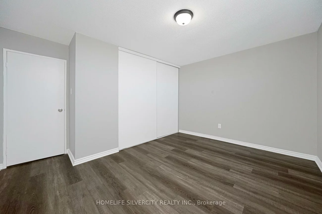 3577, Derry, Malton, Mississauga