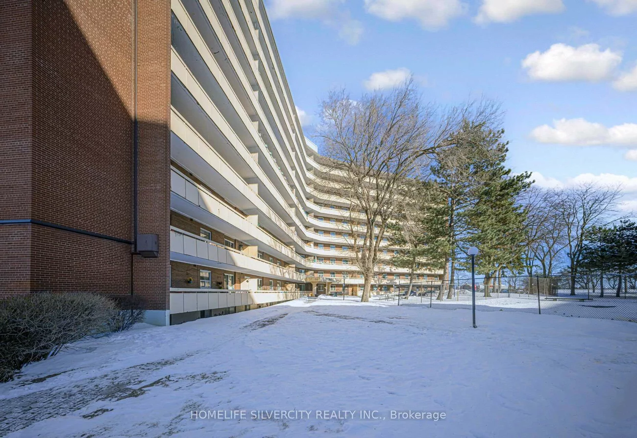 3577, Derry, Malton, Mississauga