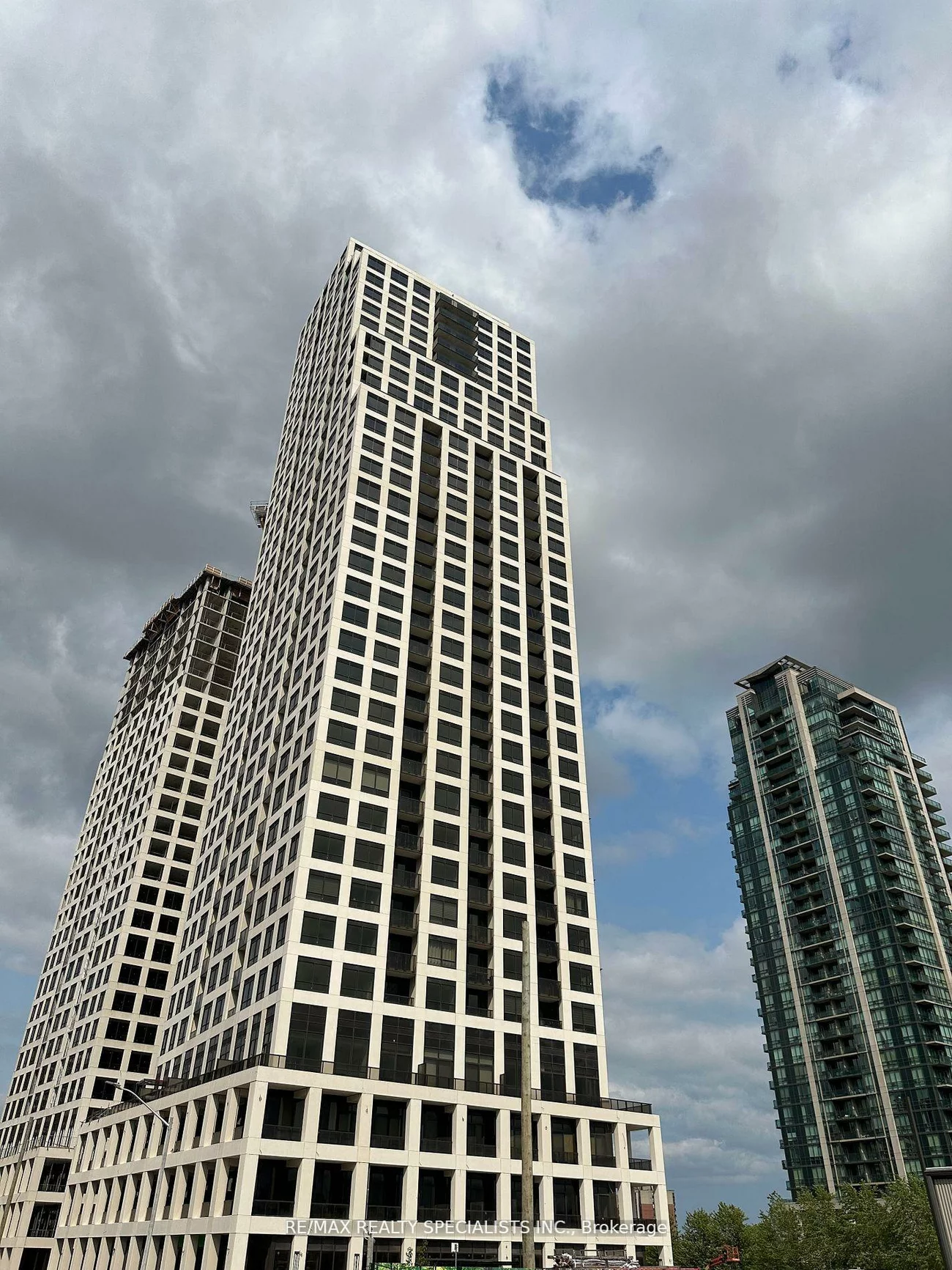 36, Elm, Fairview, Mississauga