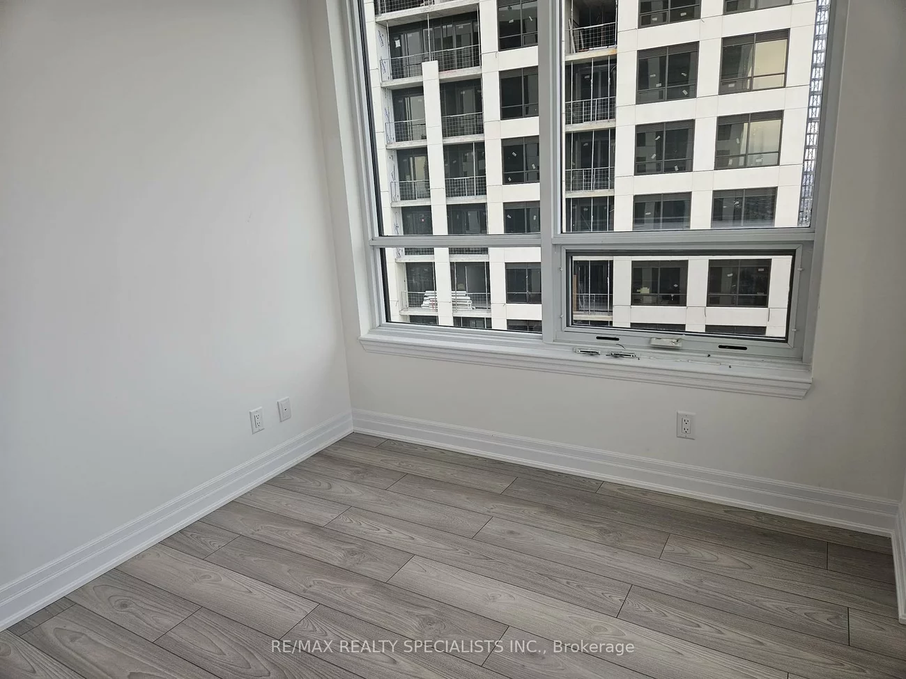 36, Elm, Fairview, Mississauga