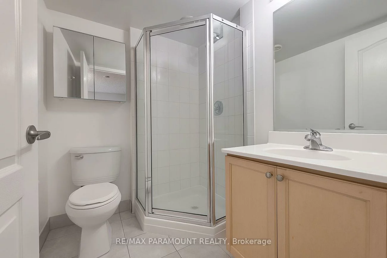 4080, Living Arts, City Centre, Mississauga