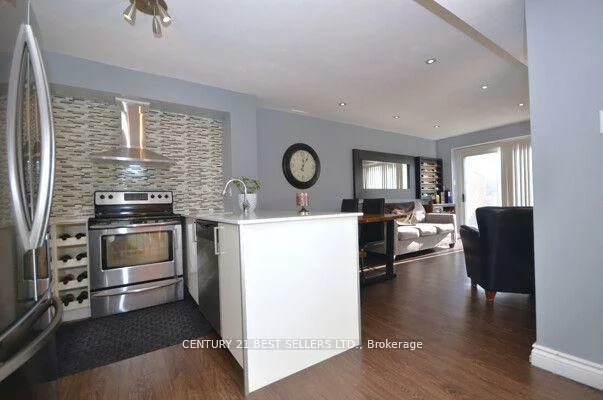 107, Bristol, Hurontario, Mississauga