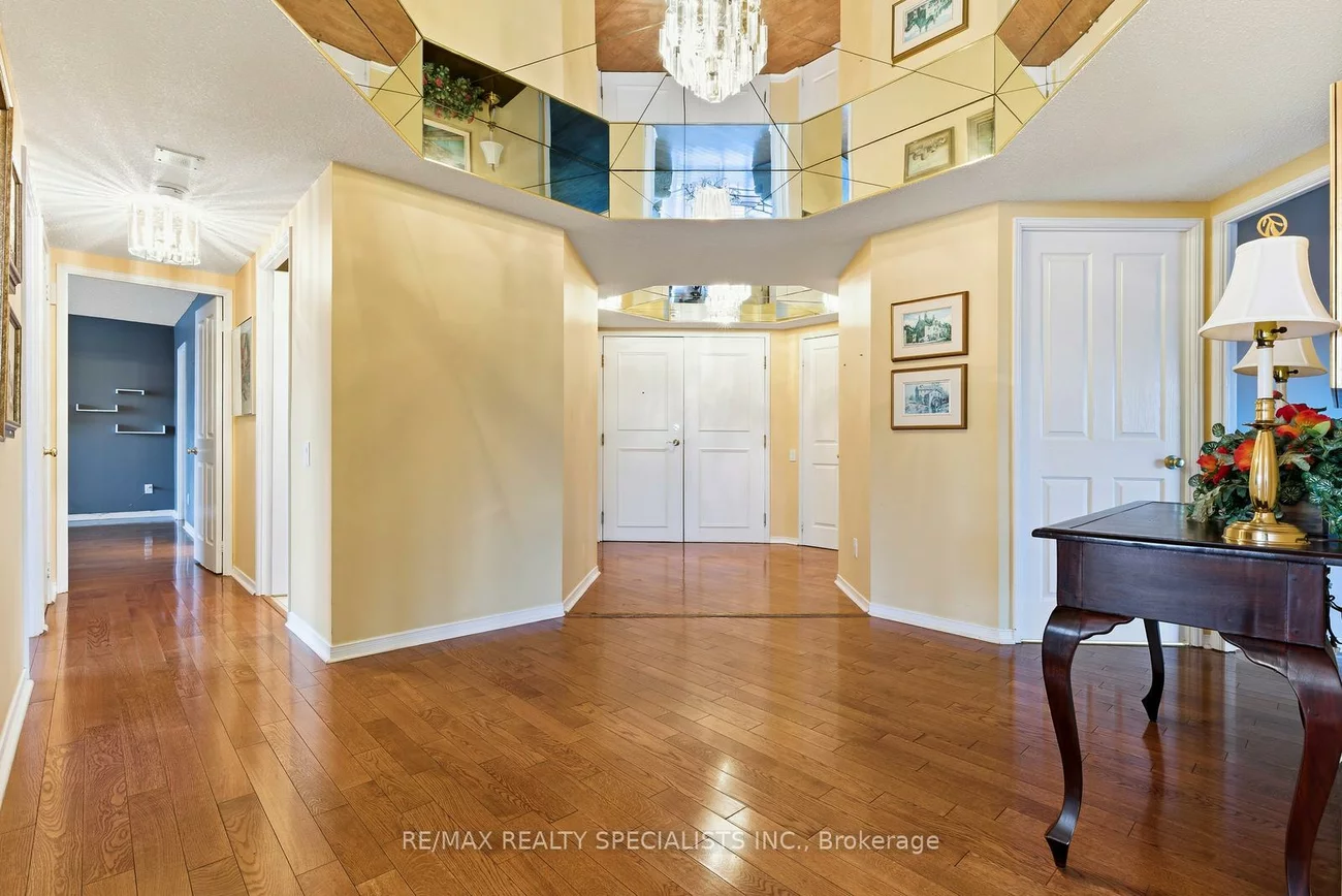 1800, The Collegeway, Erin Mills, Mississauga