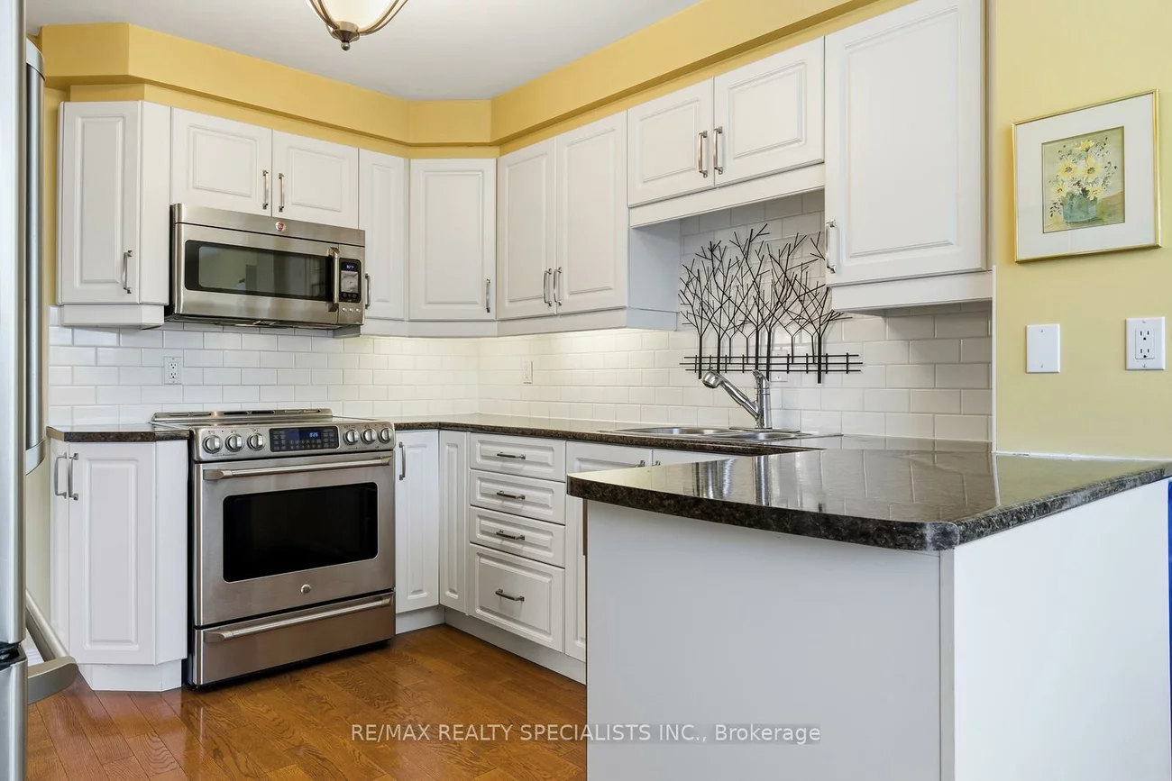 1800, The Collegeway, Erin Mills, Mississauga