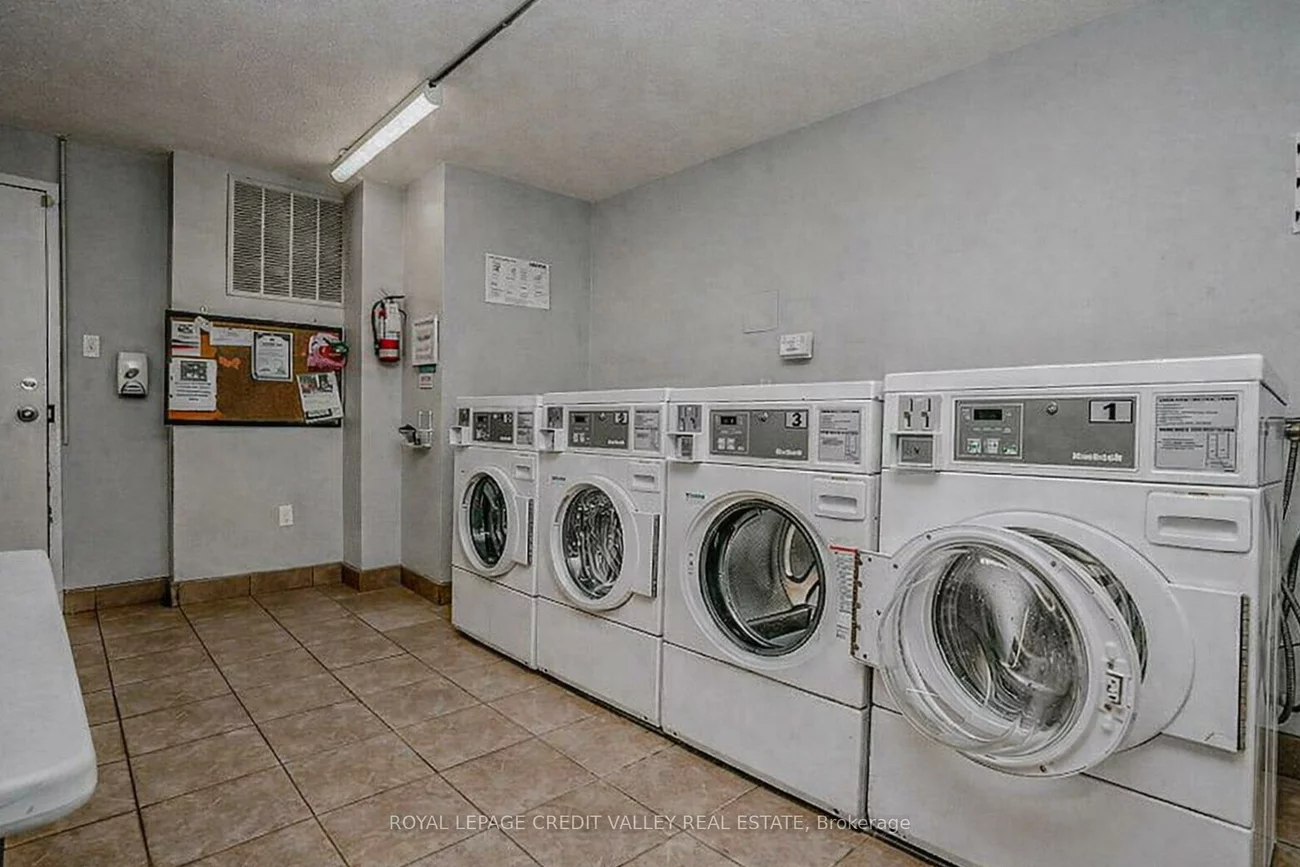 3120, Kirwin, Cooksville, Mississauga