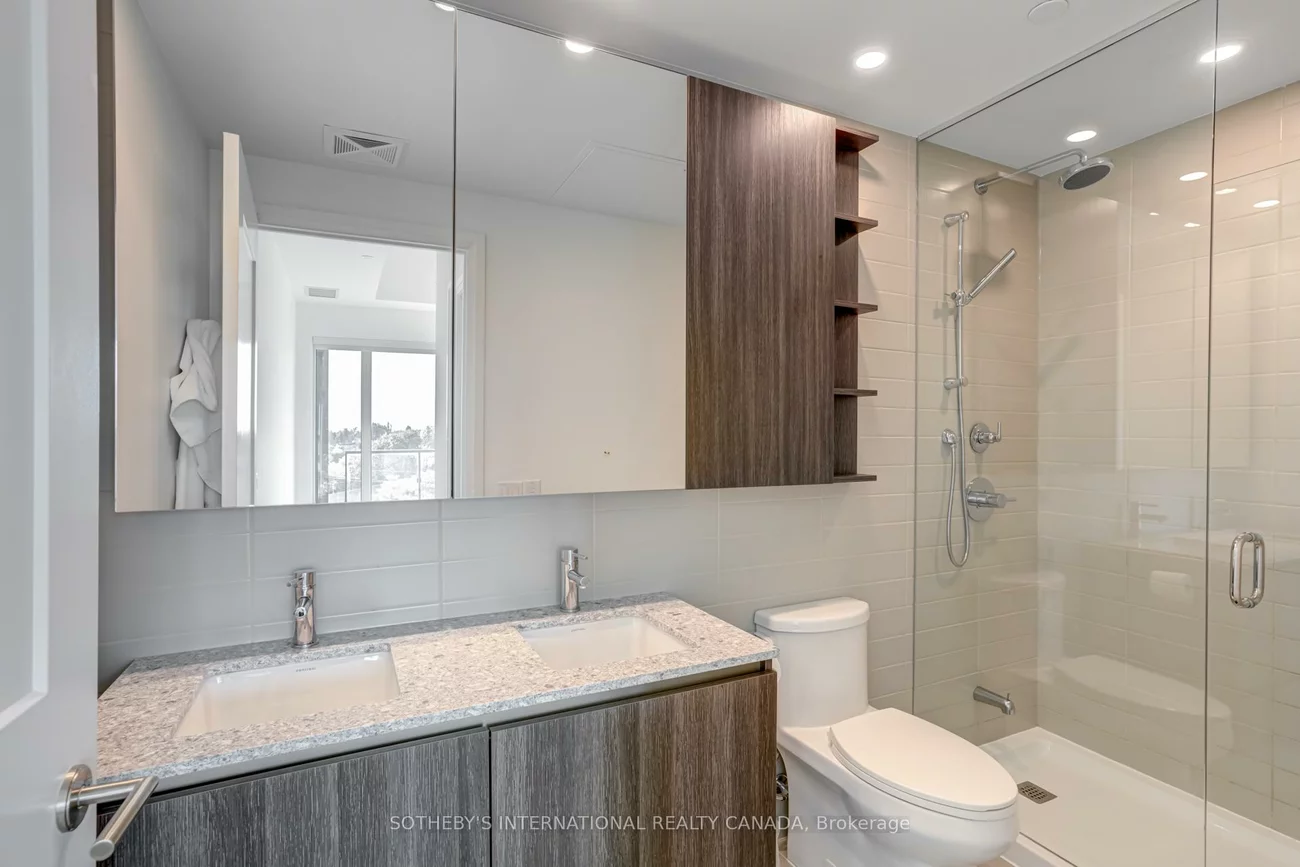 21, Park, Port Credit, Mississauga