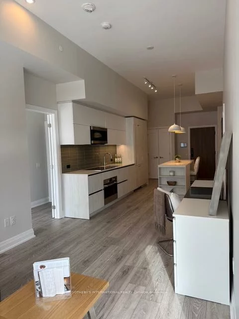 21, Park, Port Credit, Mississauga