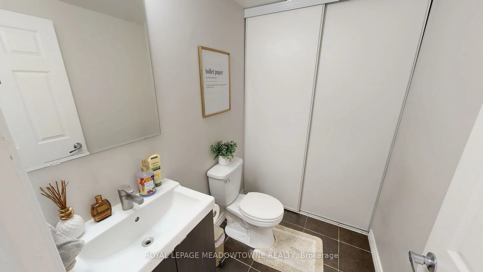 1591, South Parade, East Credit, Mississauga