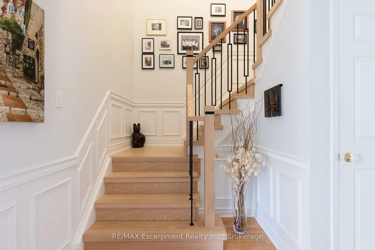 2199, Burnhamthorpe, Erin Mills, Mississauga