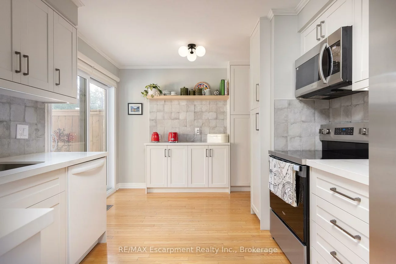 2199, Burnhamthorpe, Erin Mills, Mississauga