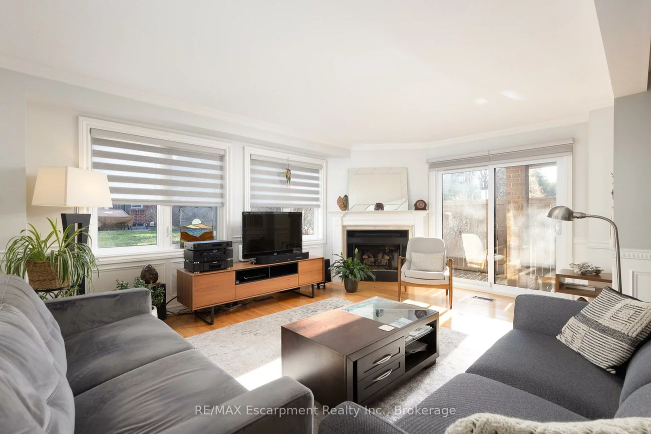 2199, Burnhamthorpe, Erin Mills, Mississauga