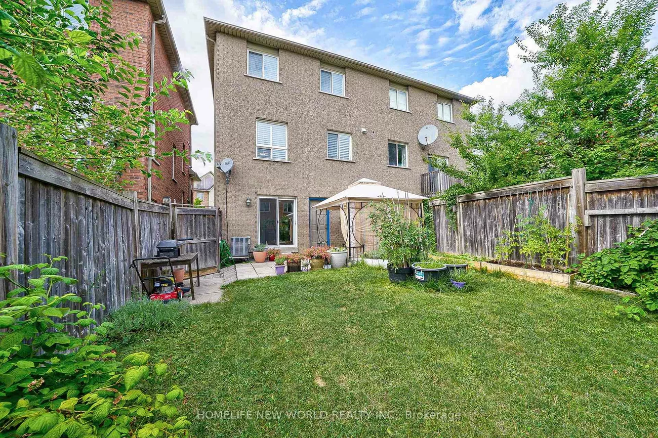 7155, Magistrate, Meadowvale Village, Mississauga