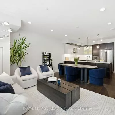 1575, Lakeshore, Clarkson, Mississauga