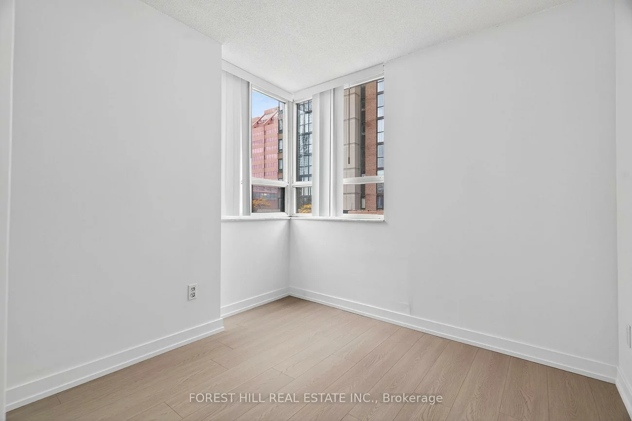 285, Enfield, City Centre, Mississauga