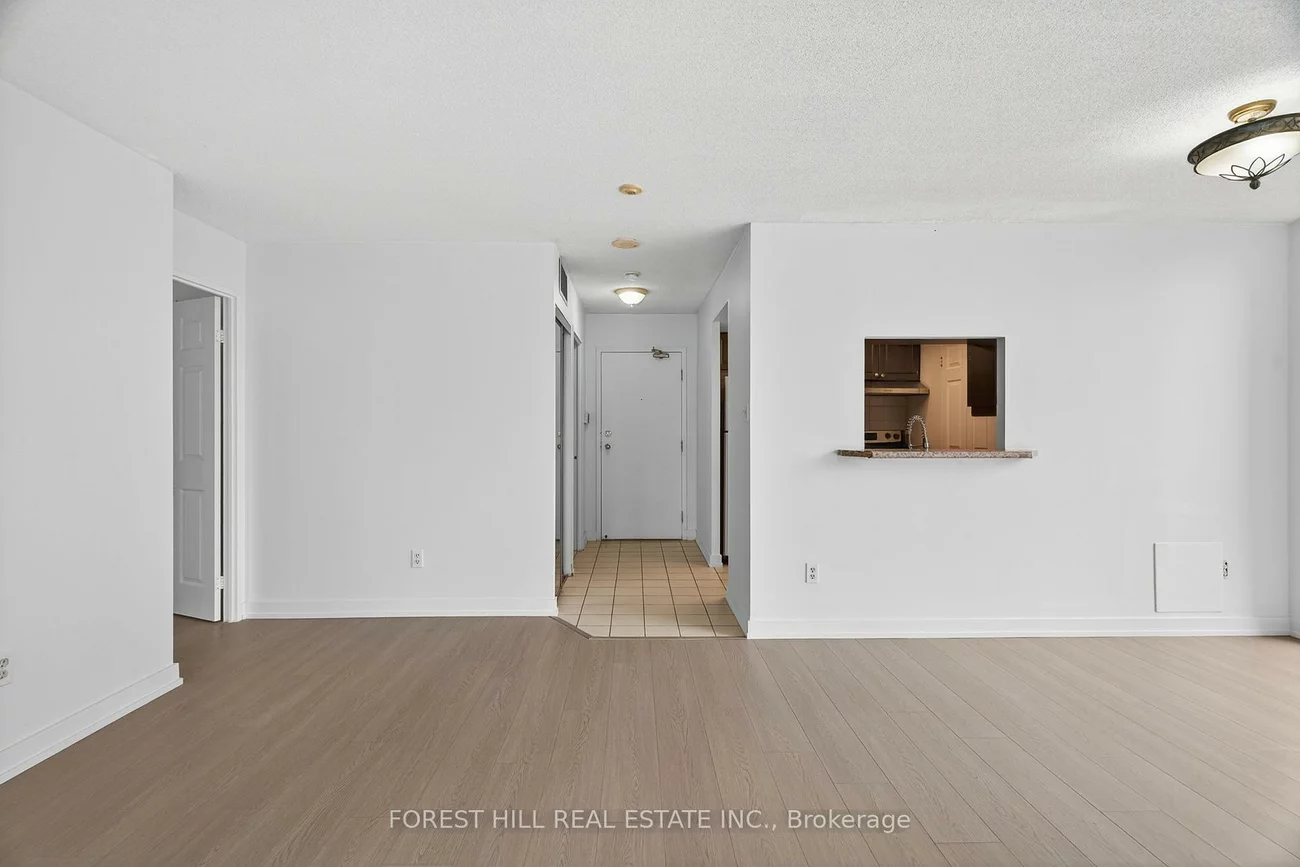 285, Enfield, City Centre, Mississauga