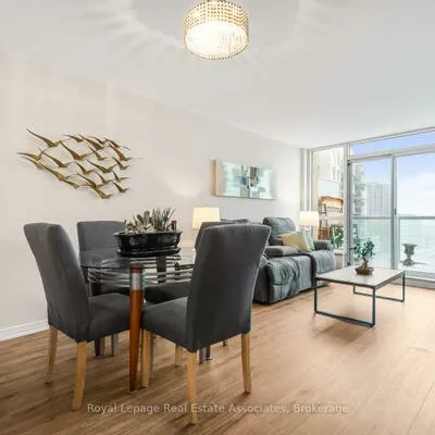 2565, Erin Centre, Central Erin Mills, Mississauga