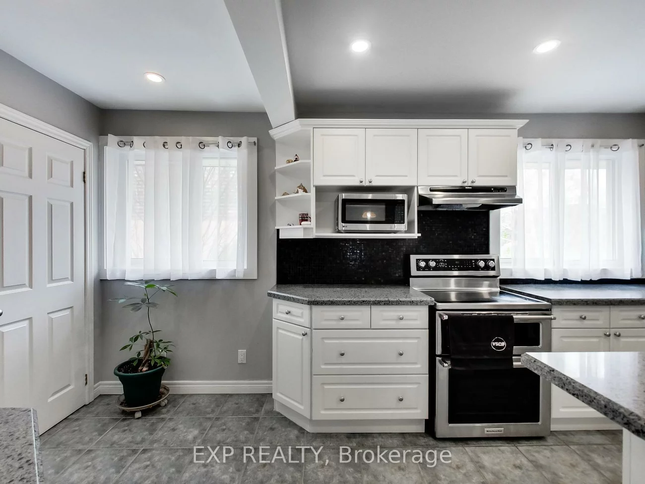 2145, Sherobee, Cooksville, Mississauga