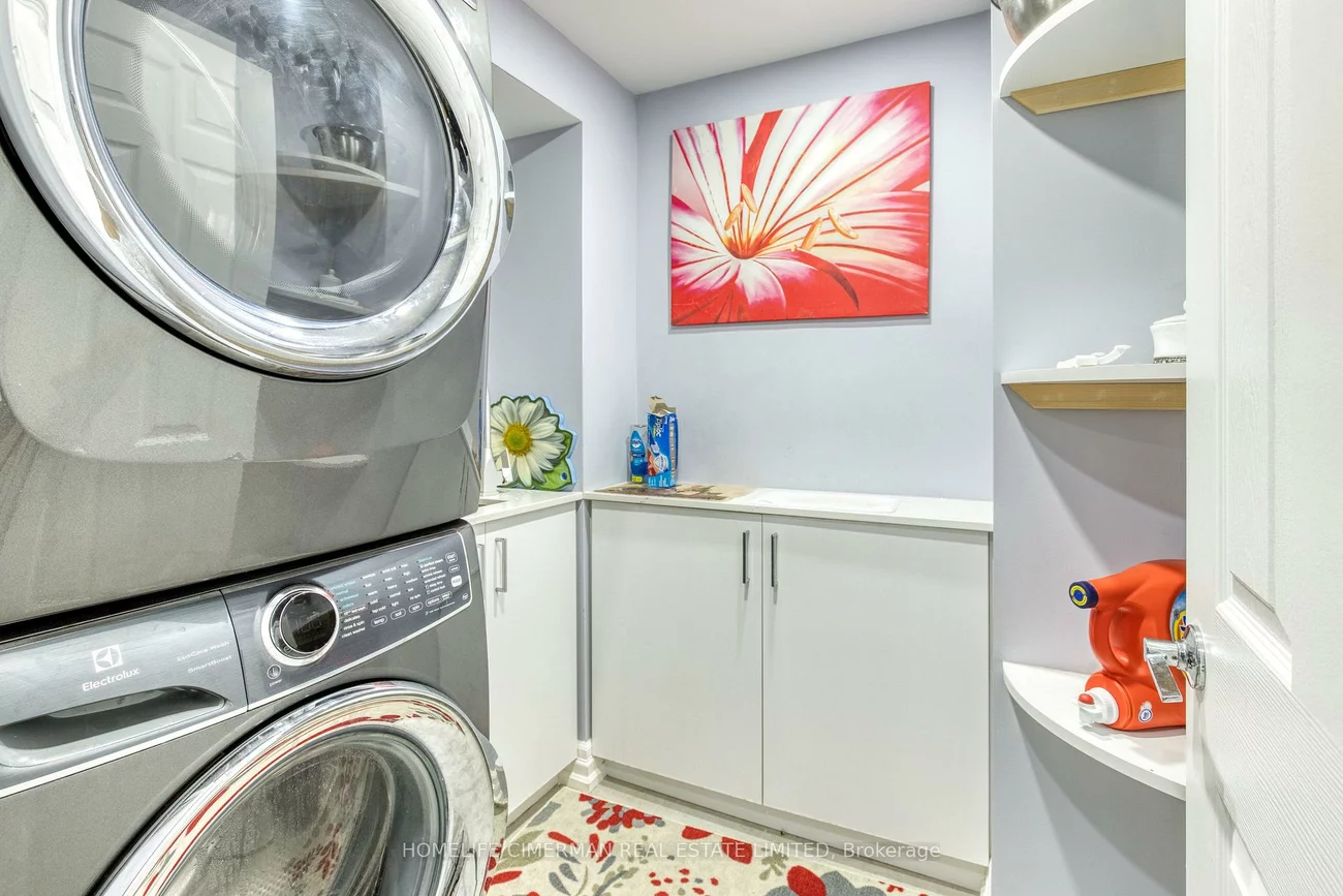 60, Hanson, Fairview, Mississauga