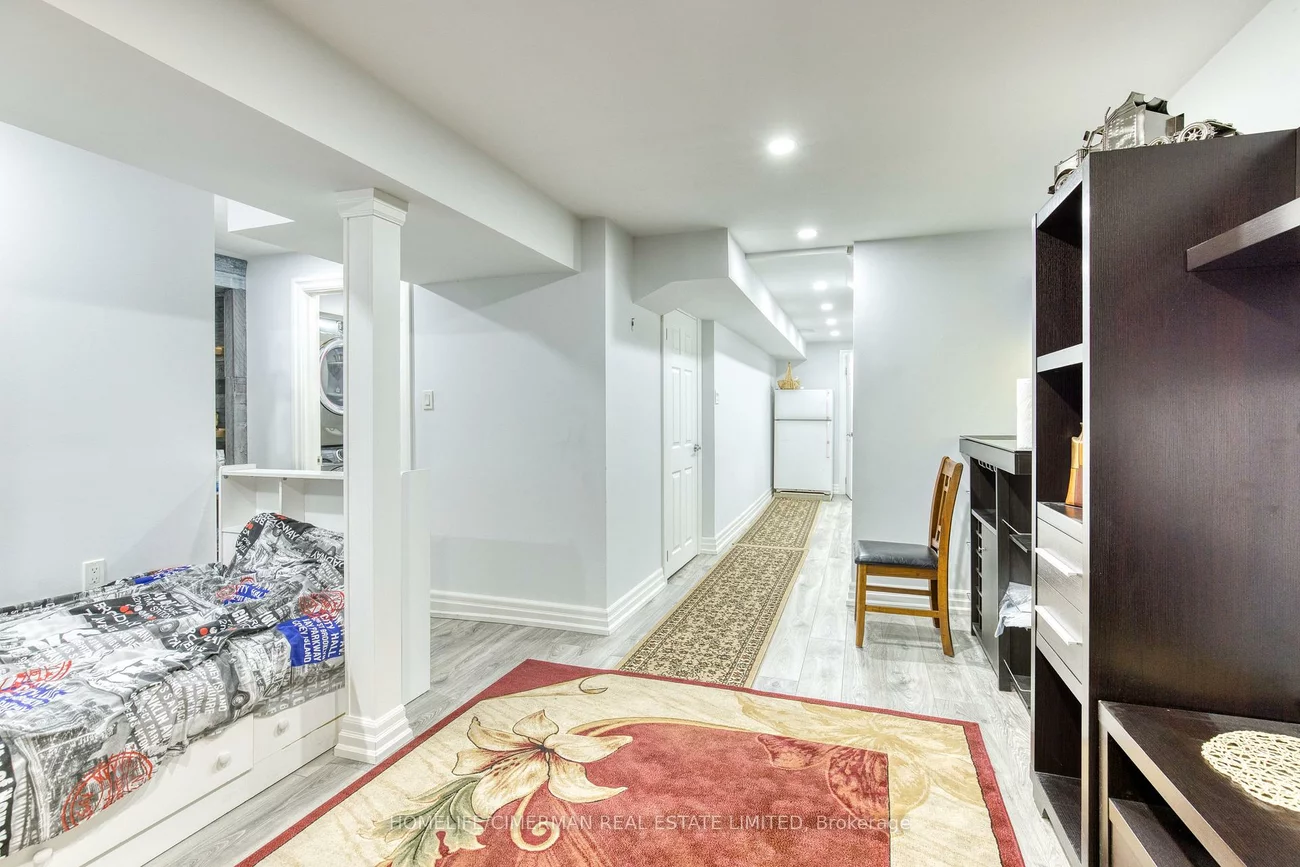 60, Hanson, Fairview, Mississauga