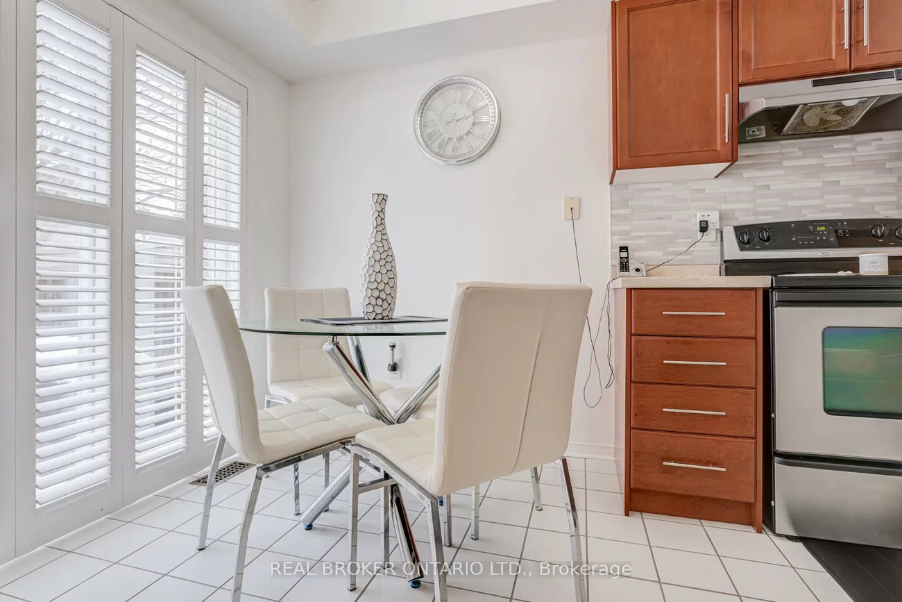 86, Joymar, Streetsville, Mississauga