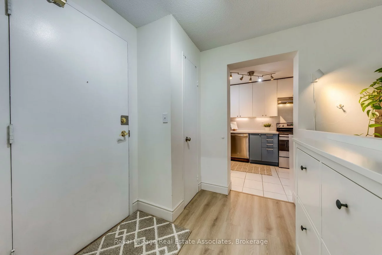 155, Hillcrest, Cooksville, Mississauga