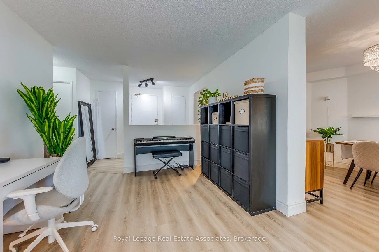 155, Hillcrest, Cooksville, Mississauga