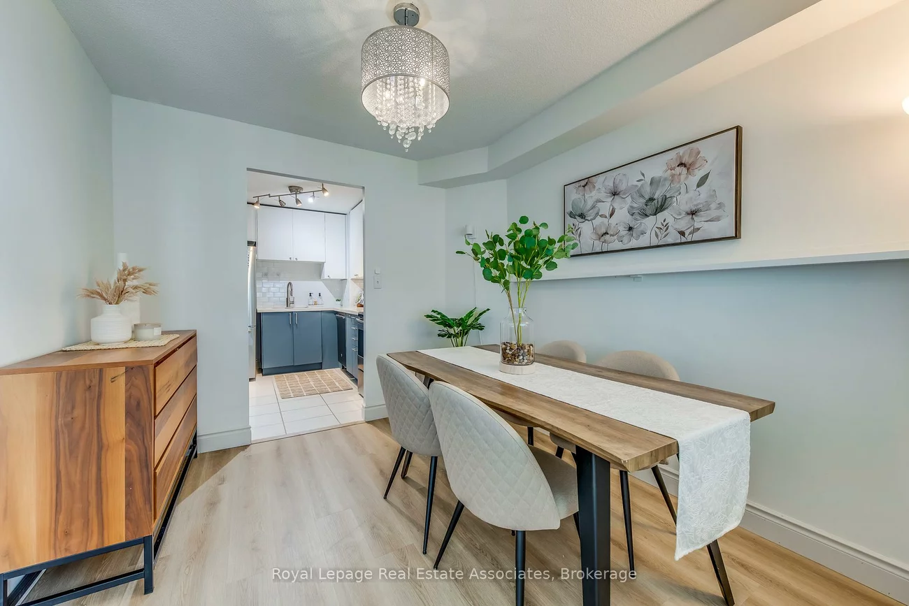 155, Hillcrest, Cooksville, Mississauga