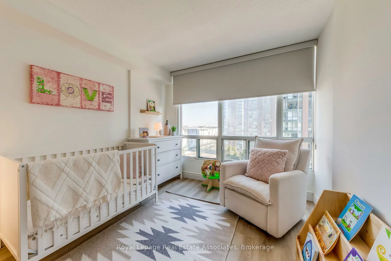 155, Hillcrest, Cooksville, Mississauga