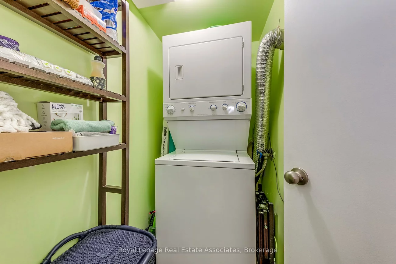 155, Hillcrest, Cooksville, Mississauga