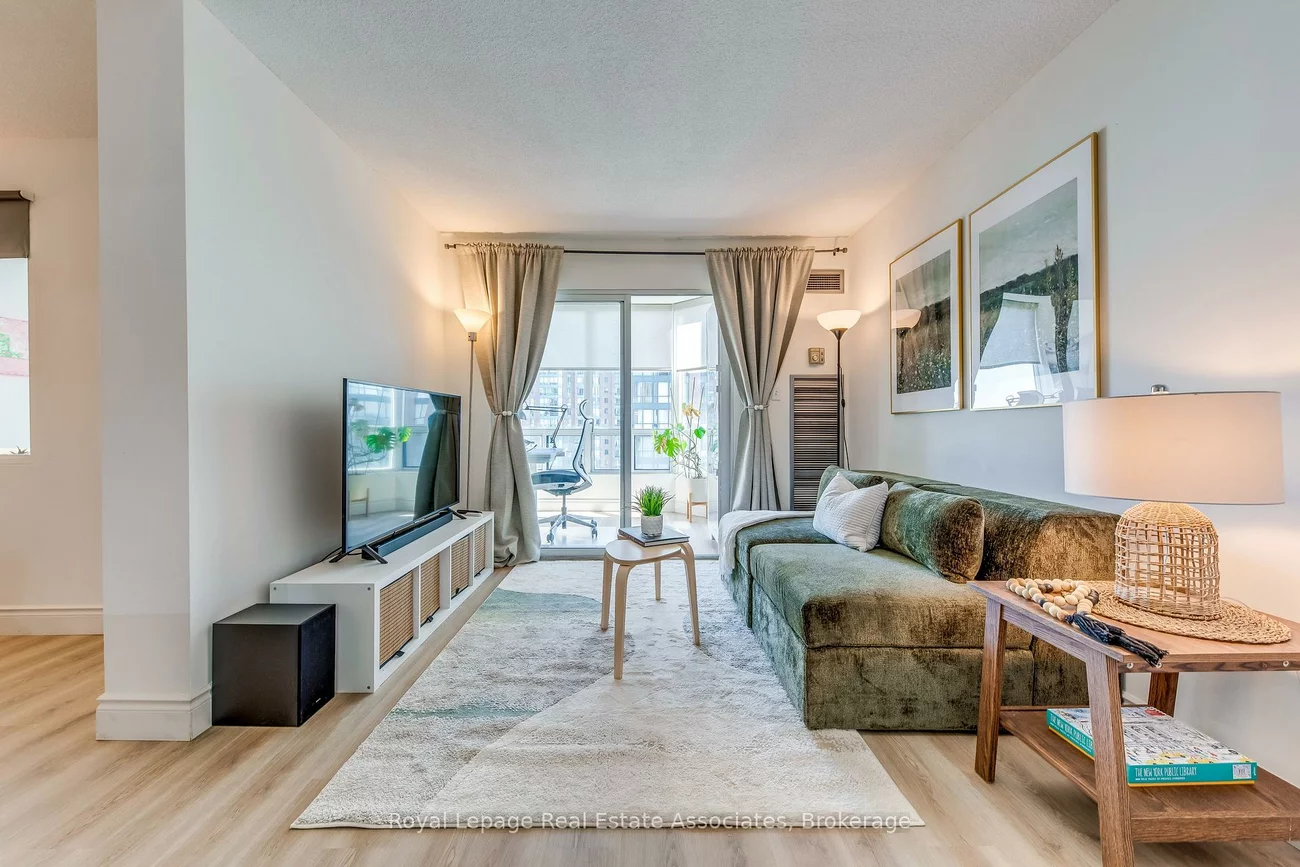 155, Hillcrest, Cooksville, Mississauga